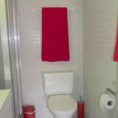 Apartment Malgre-tout Appartement-fewo- Dusche Oder Bad- Wc- 1 Schlafraum 2-bettwohnung By Interhome